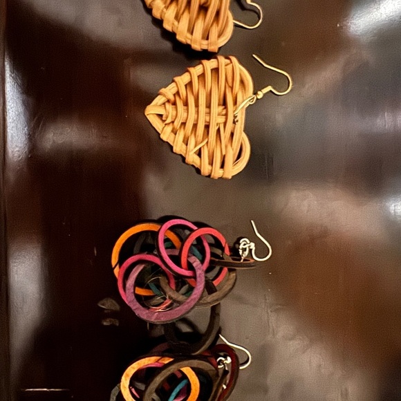 Jewelry - 2 pair wood earrings